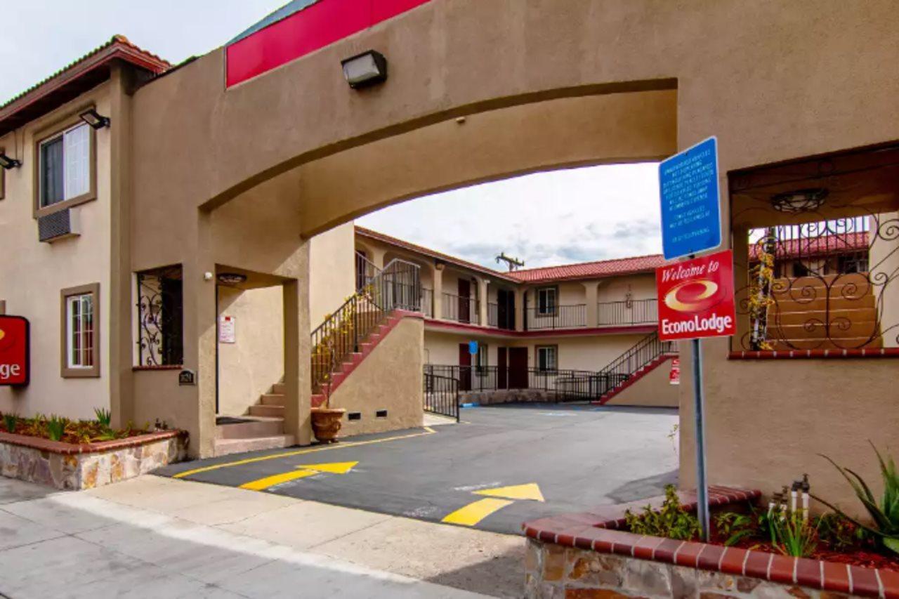 Econo Lodge Long Beach I-405 Екстер'єр фото