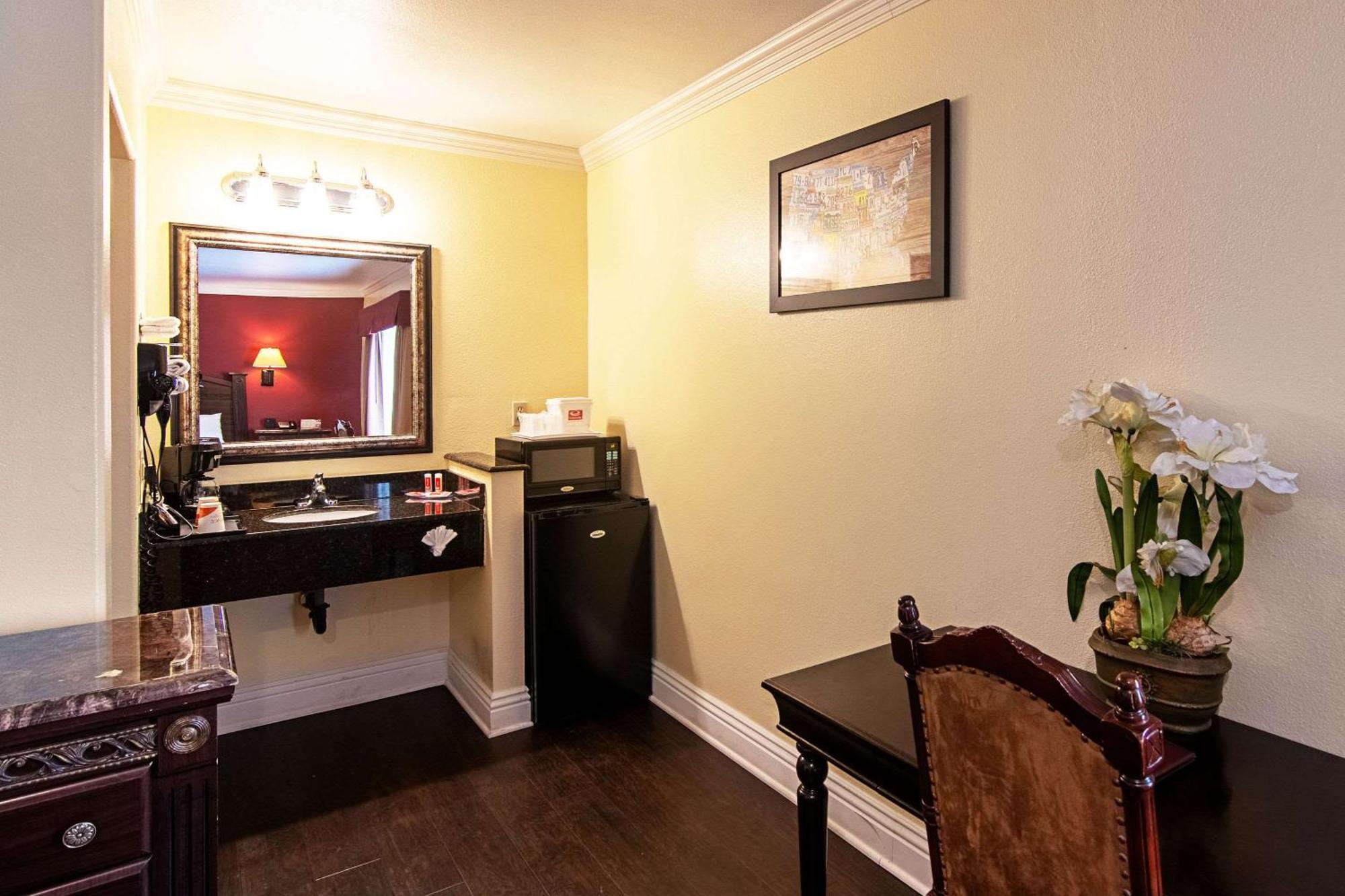 Econo Lodge Long Beach I-405 Екстер'єр фото