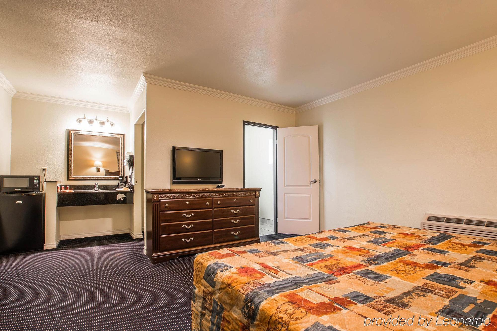 Econo Lodge Long Beach I-405 Екстер'єр фото