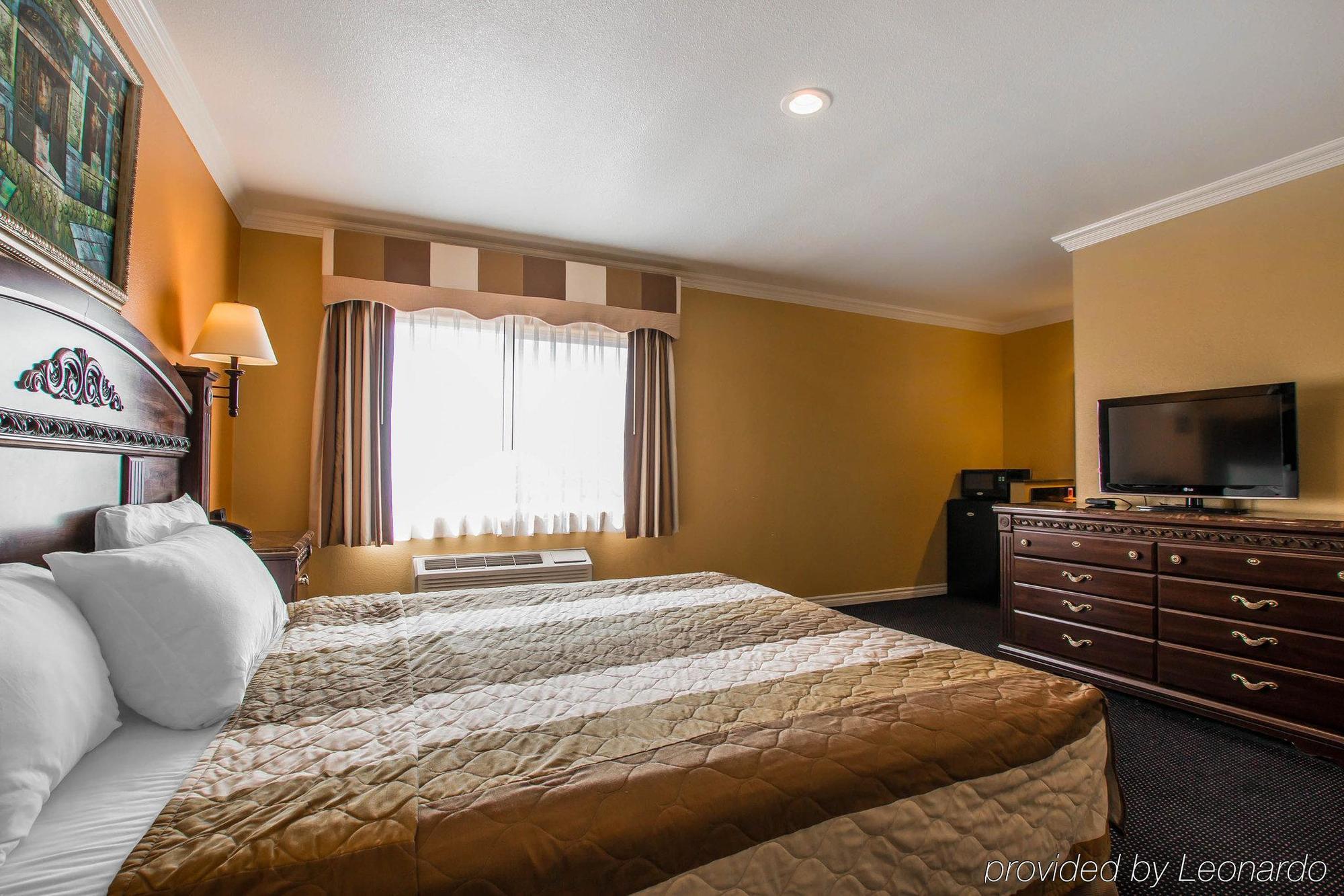 Econo Lodge Long Beach I-405 Екстер'єр фото