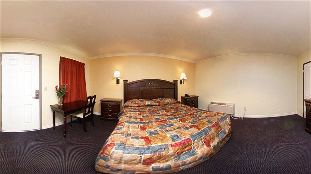 Econo Lodge Long Beach I-405 Екстер'єр фото